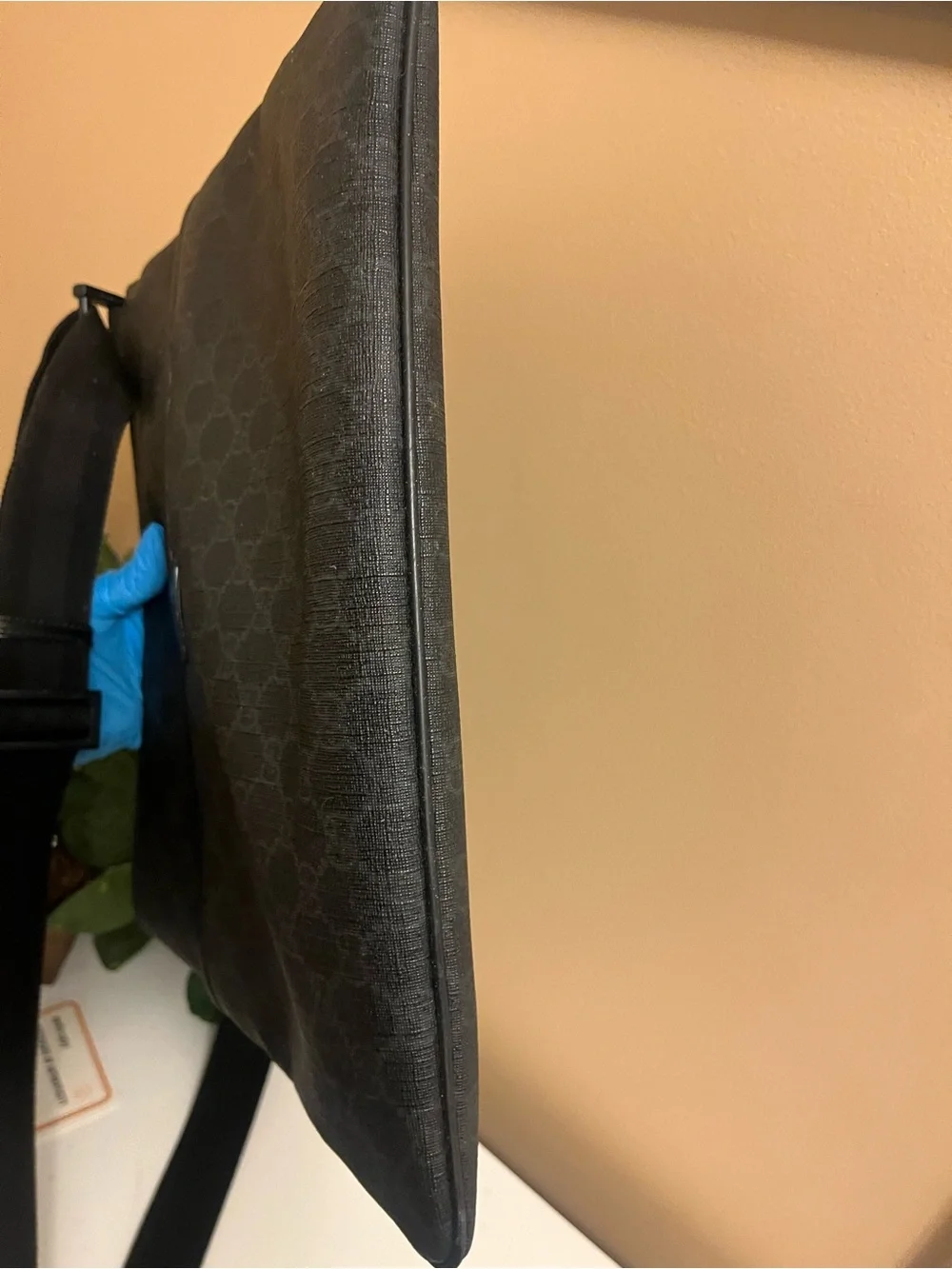 Gucci Men's Black Monogram Messenger Bag w/ COA